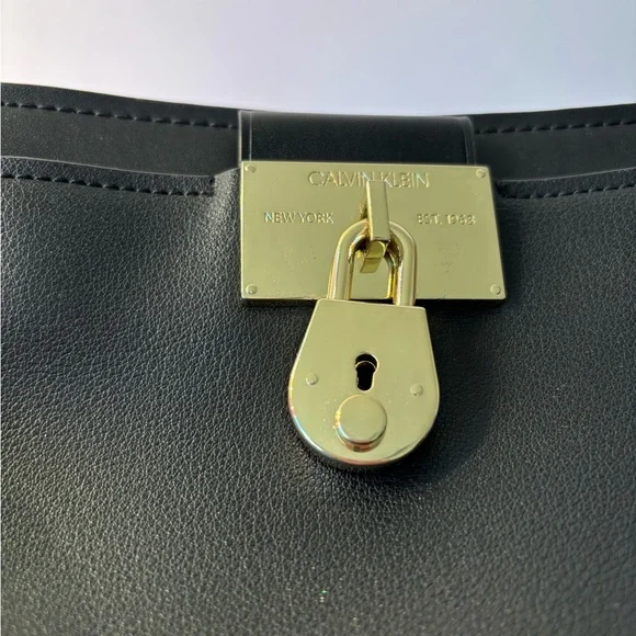 Calvin Klein Black Shoulder Bag Gold Hardware Lock Accent Adjustable Strap (A1) - Picture 10 of 10